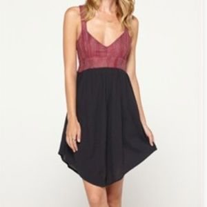[ROXY] NWT Falling Stars dress